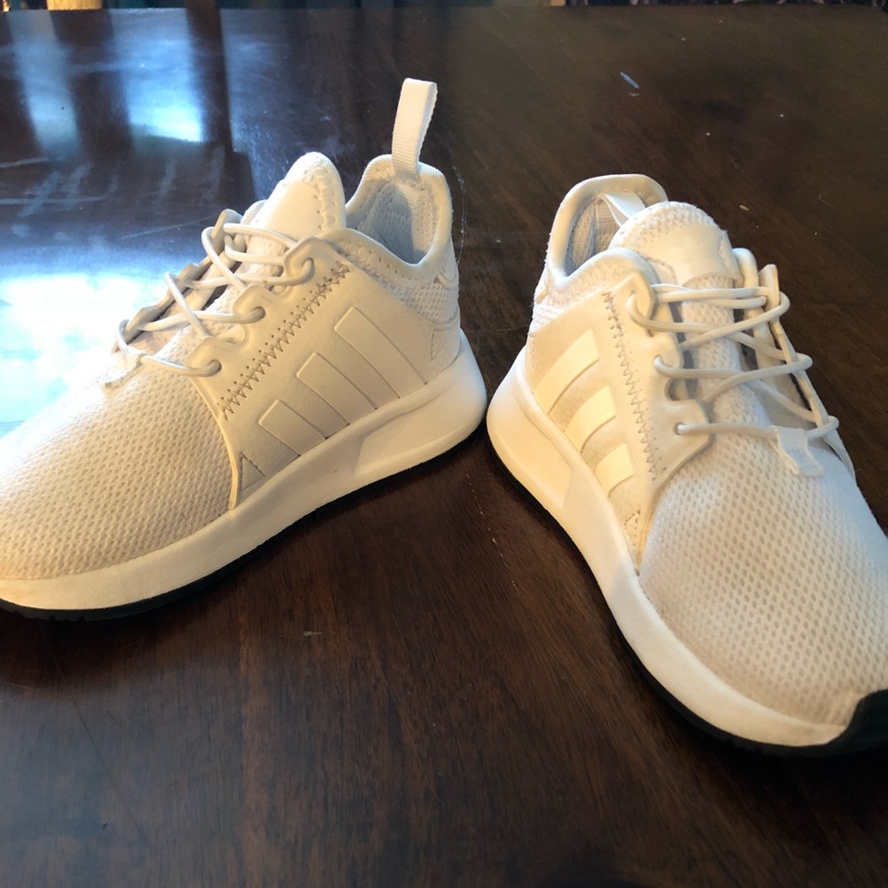 White toddler adidas